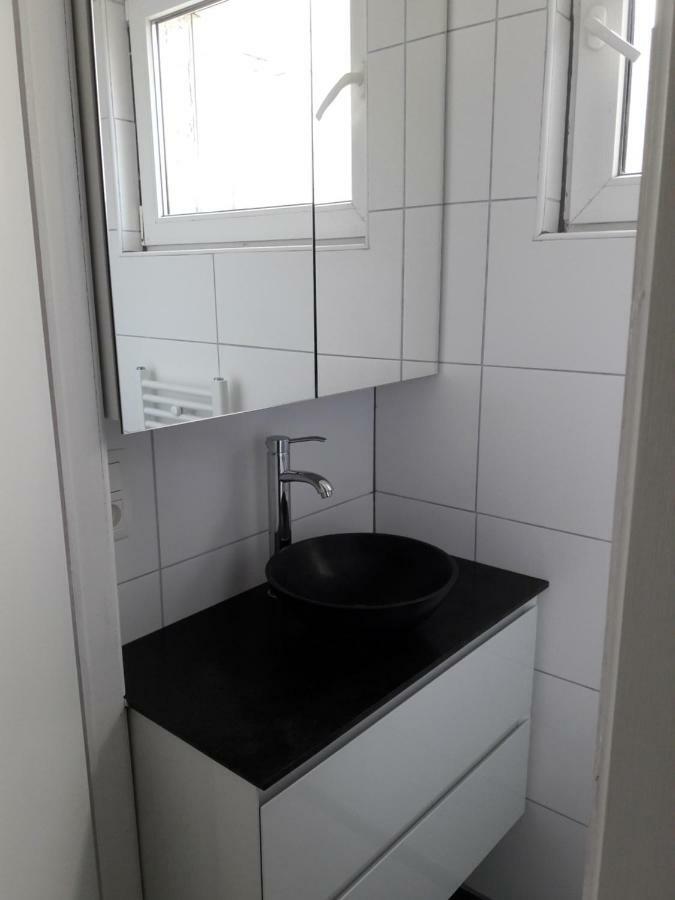 2 Slaapkamer Appartement Op De Zeedijk Van Oostende. Exterior photo